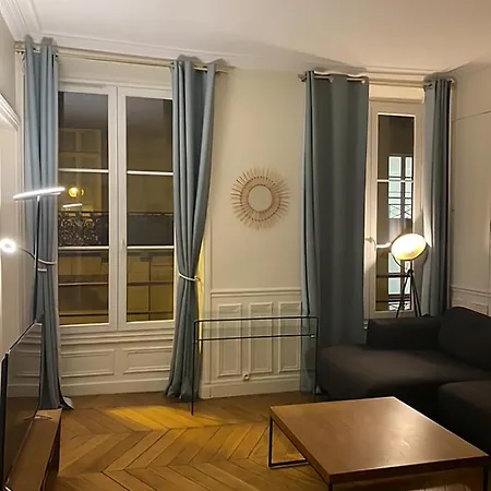 Daire Spacious Next To Place Vendome *