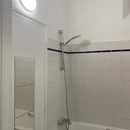 Spacious Next To Place Vendome Апартаменты Париж